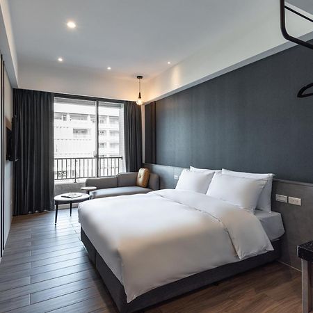 Hotel Euphemia Тайчжун Экстерьер фото