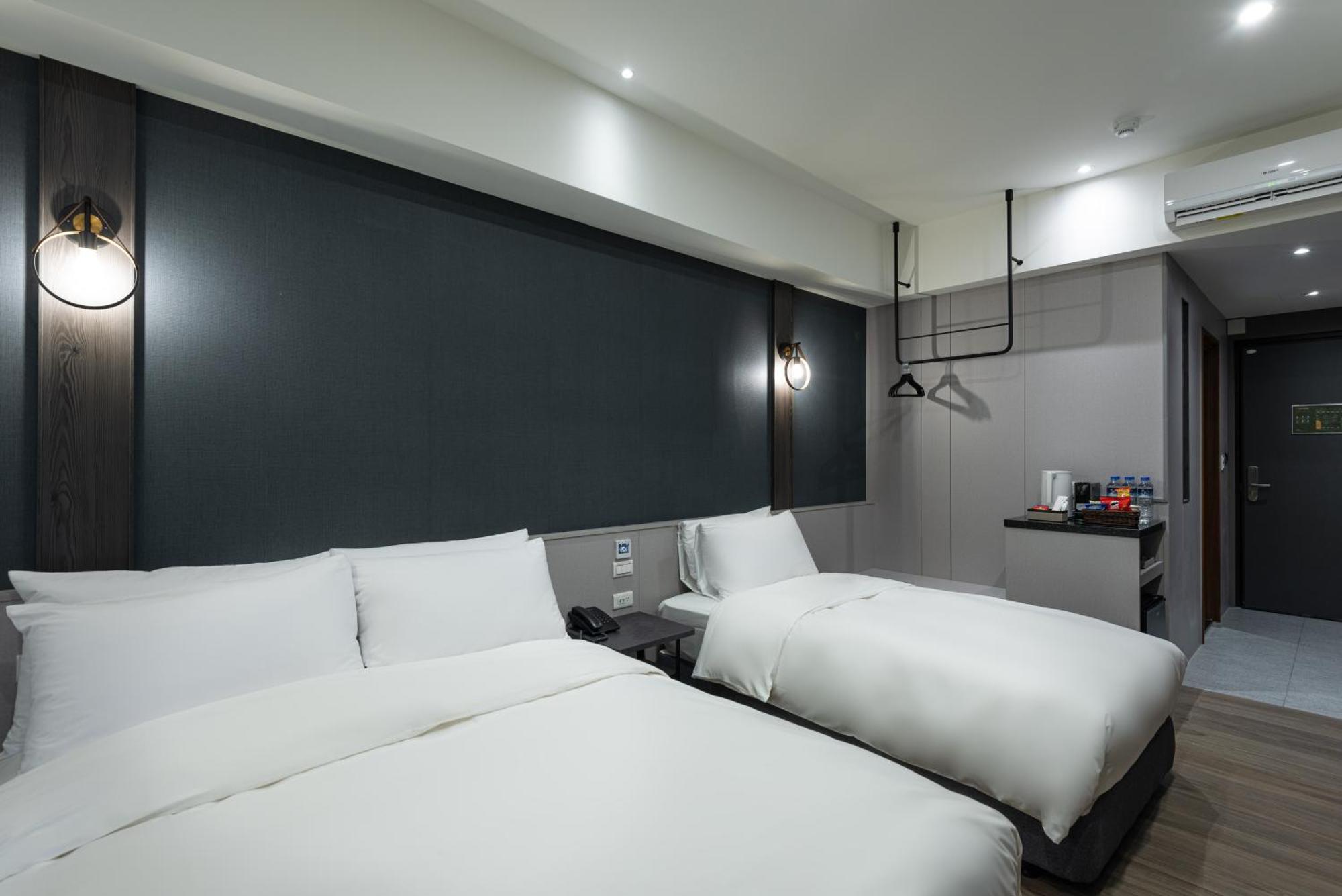 Hotel Euphemia Тайчжун Экстерьер фото
