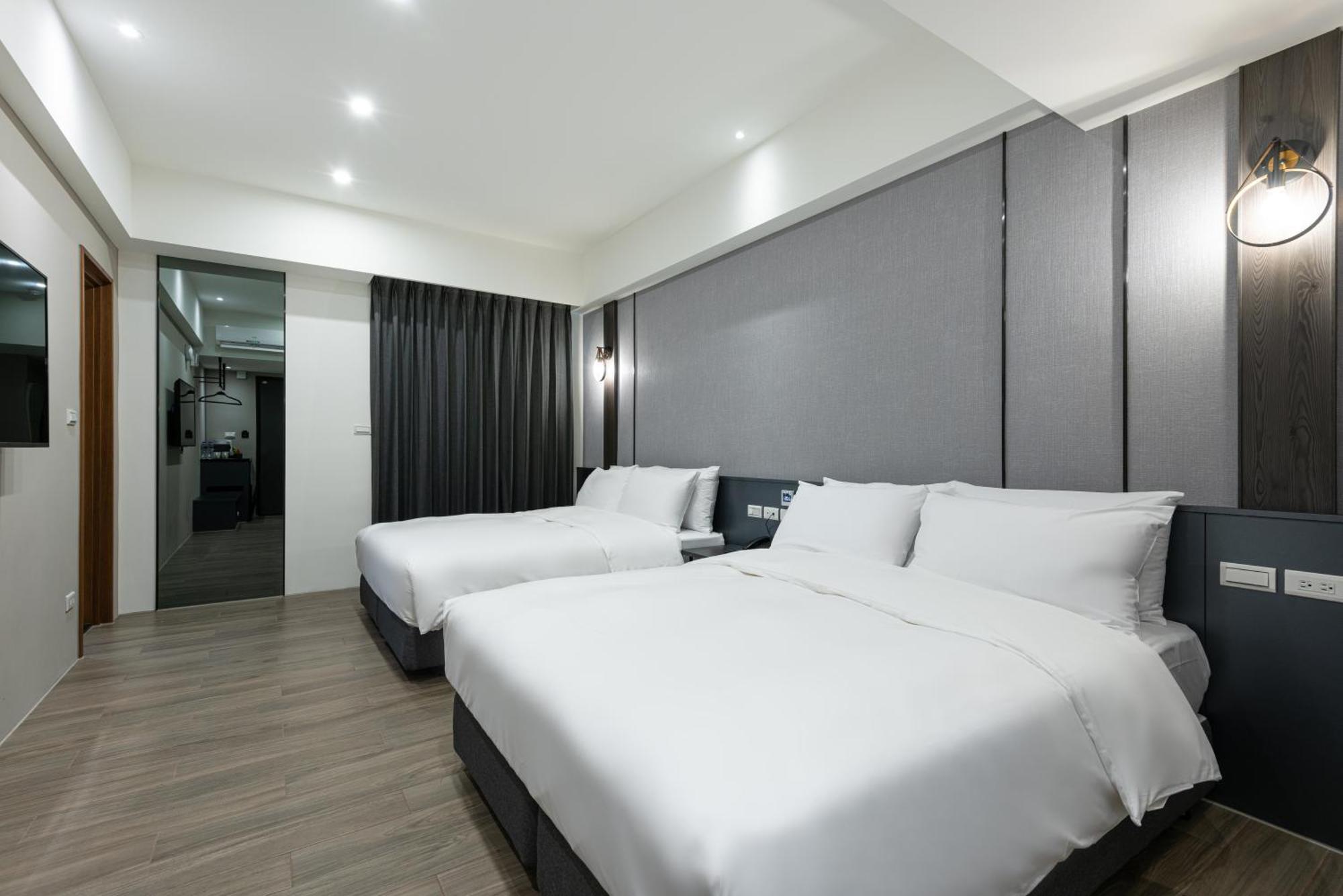Hotel Euphemia Тайчжун Экстерьер фото
