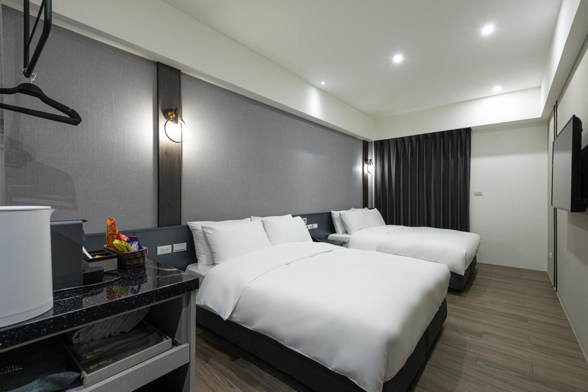 Hotel Euphemia Тайчжун Экстерьер фото