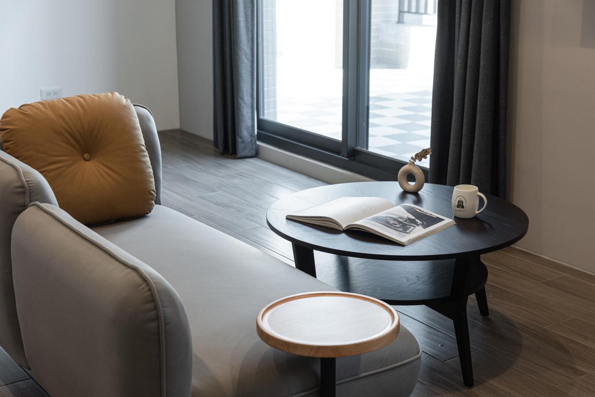 Hotel Euphemia Тайчжун Экстерьер фото