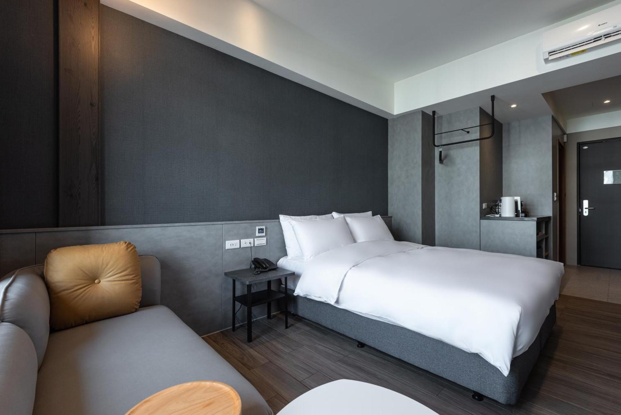 Hotel Euphemia Тайчжун Экстерьер фото