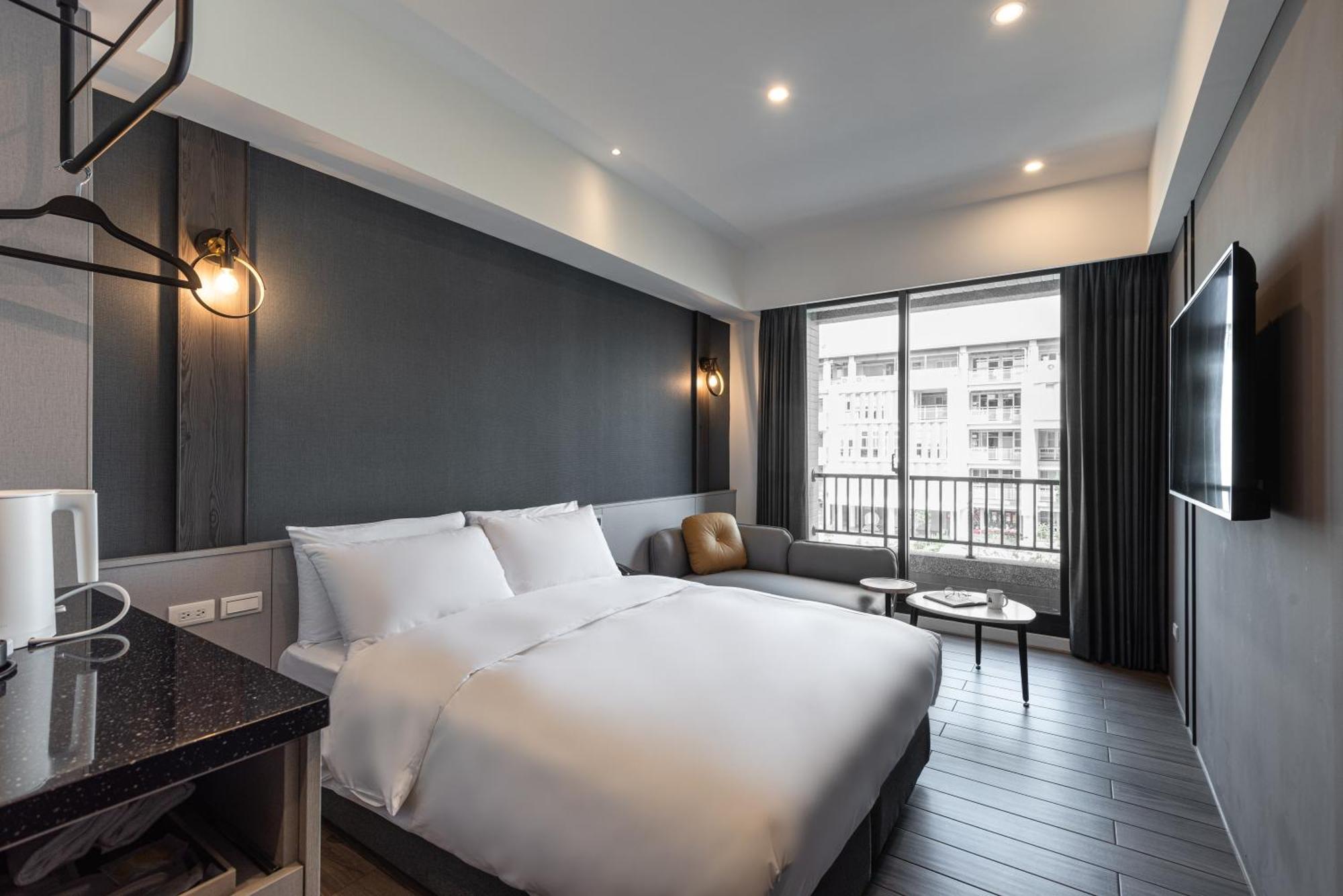 Hotel Euphemia Тайчжун Экстерьер фото